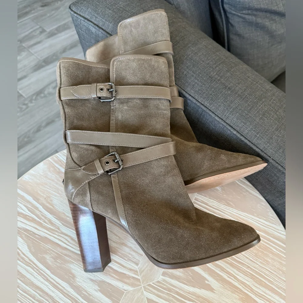 COACH|Brown Suede boots with western buckle details,wooden block heel•••SIZE 10